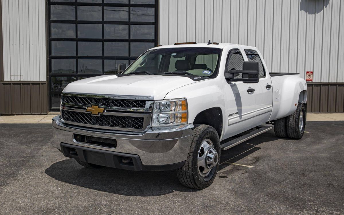 2014 Chevrolet Silverado 3500HD LT's photo
