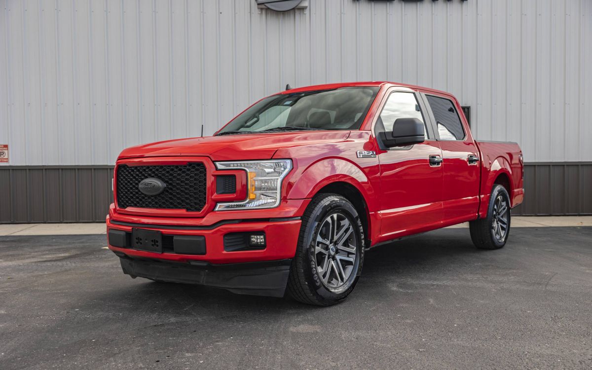 2020 Ford F-150 XL's photo