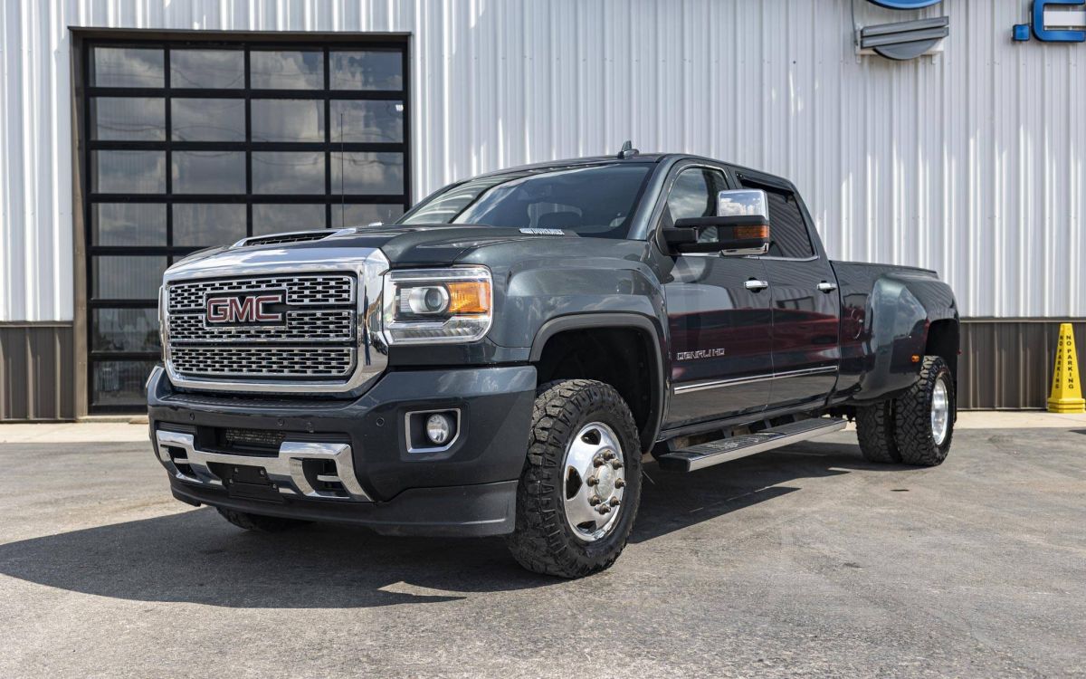 2018 GMC Sierra 3500 Denali HD Denali's photo