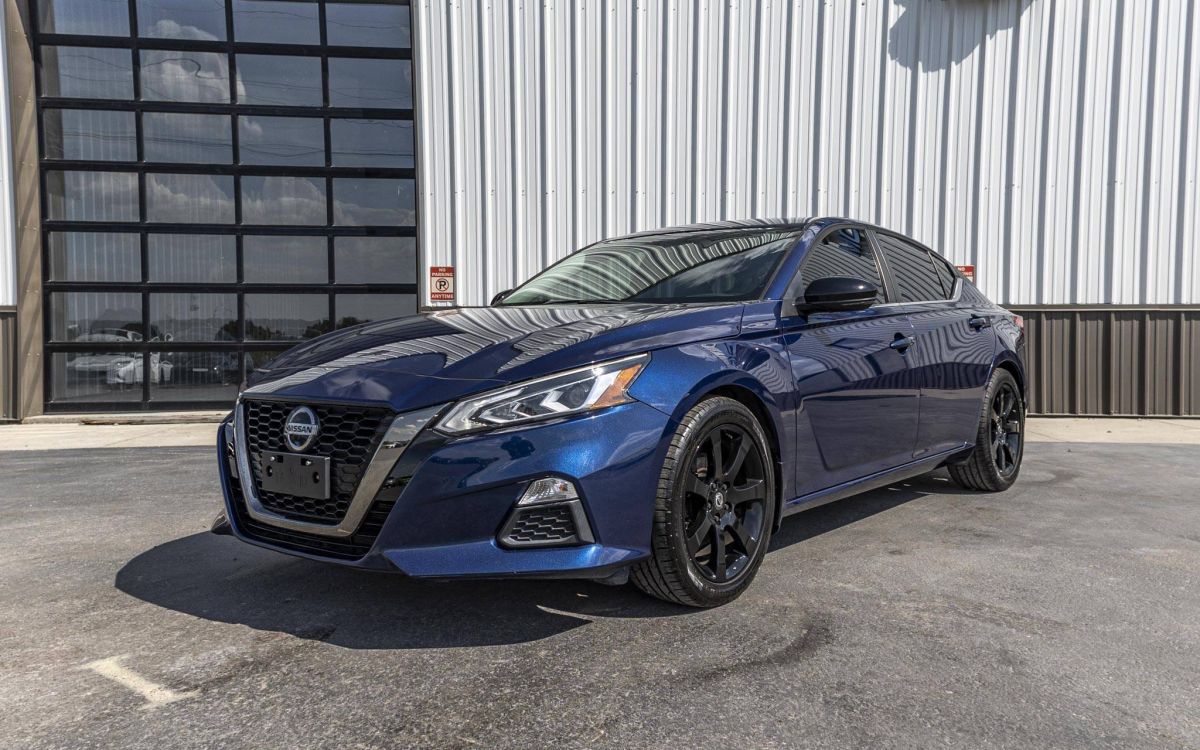 2019 Nissan Altima SR