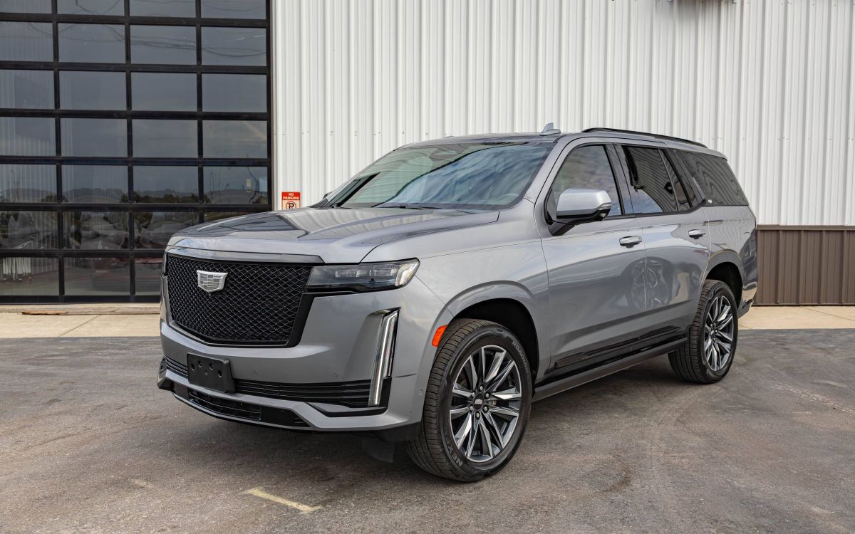 2021 Cadillac Escalade Sport's photo