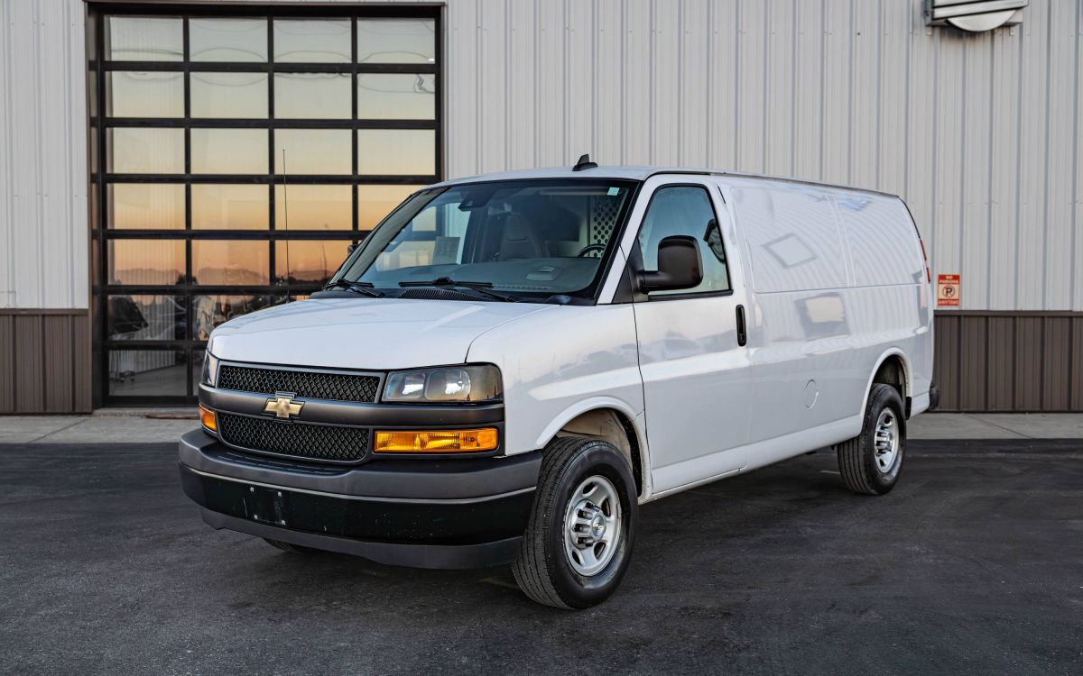 2021 Chevrolet Express Cargo Work Van's photo