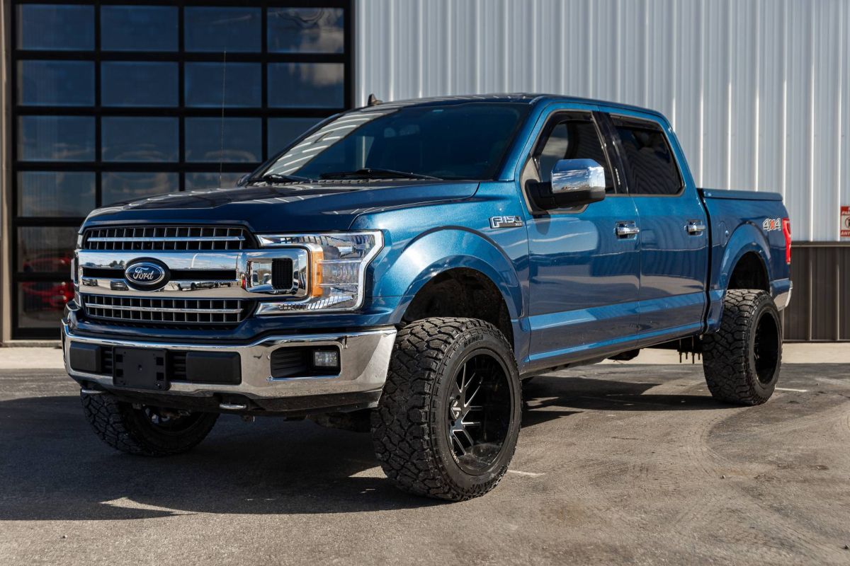2020 Ford F-150 XLT's photo