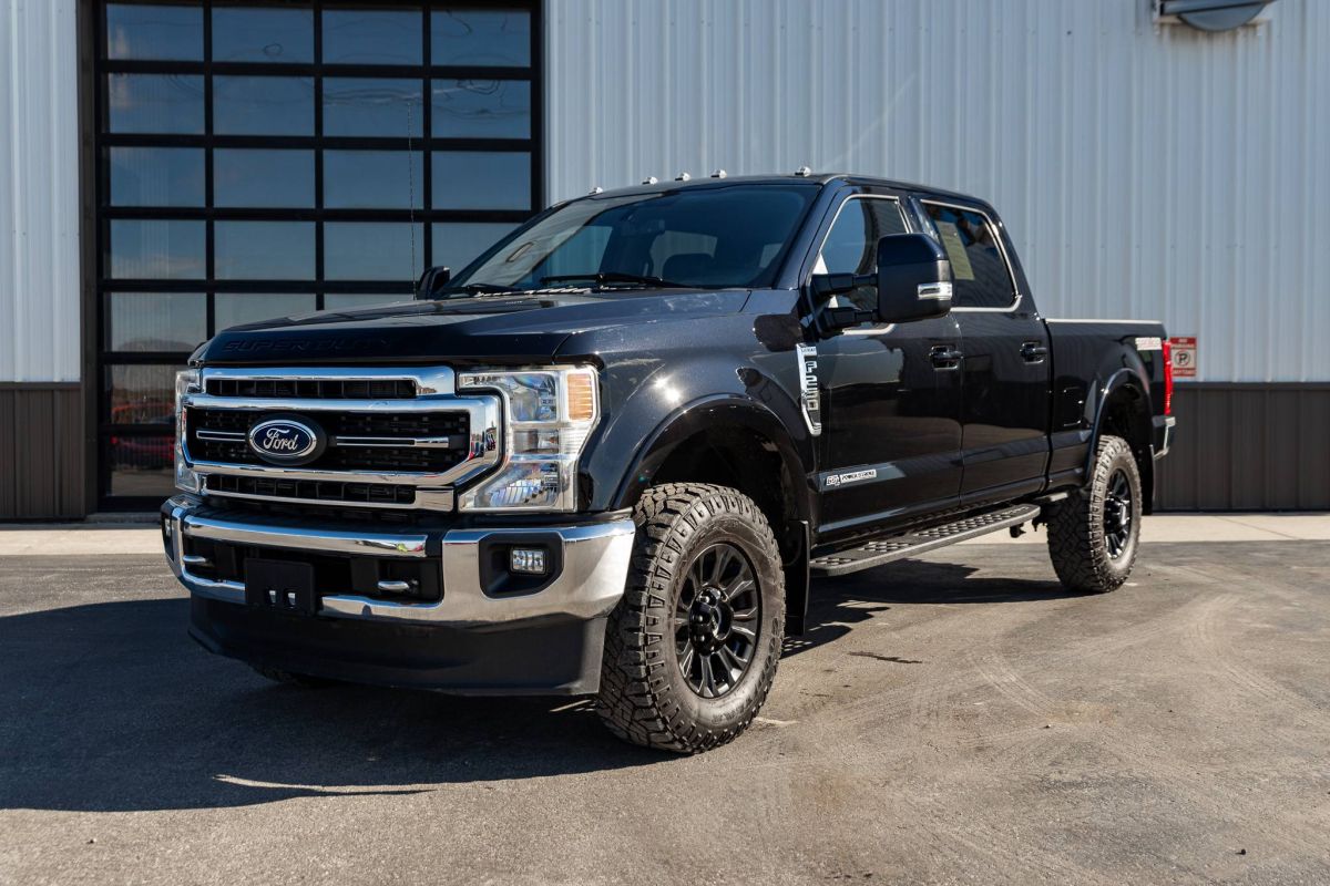 2020 Ford F-250 Super Duty Lariat's photo