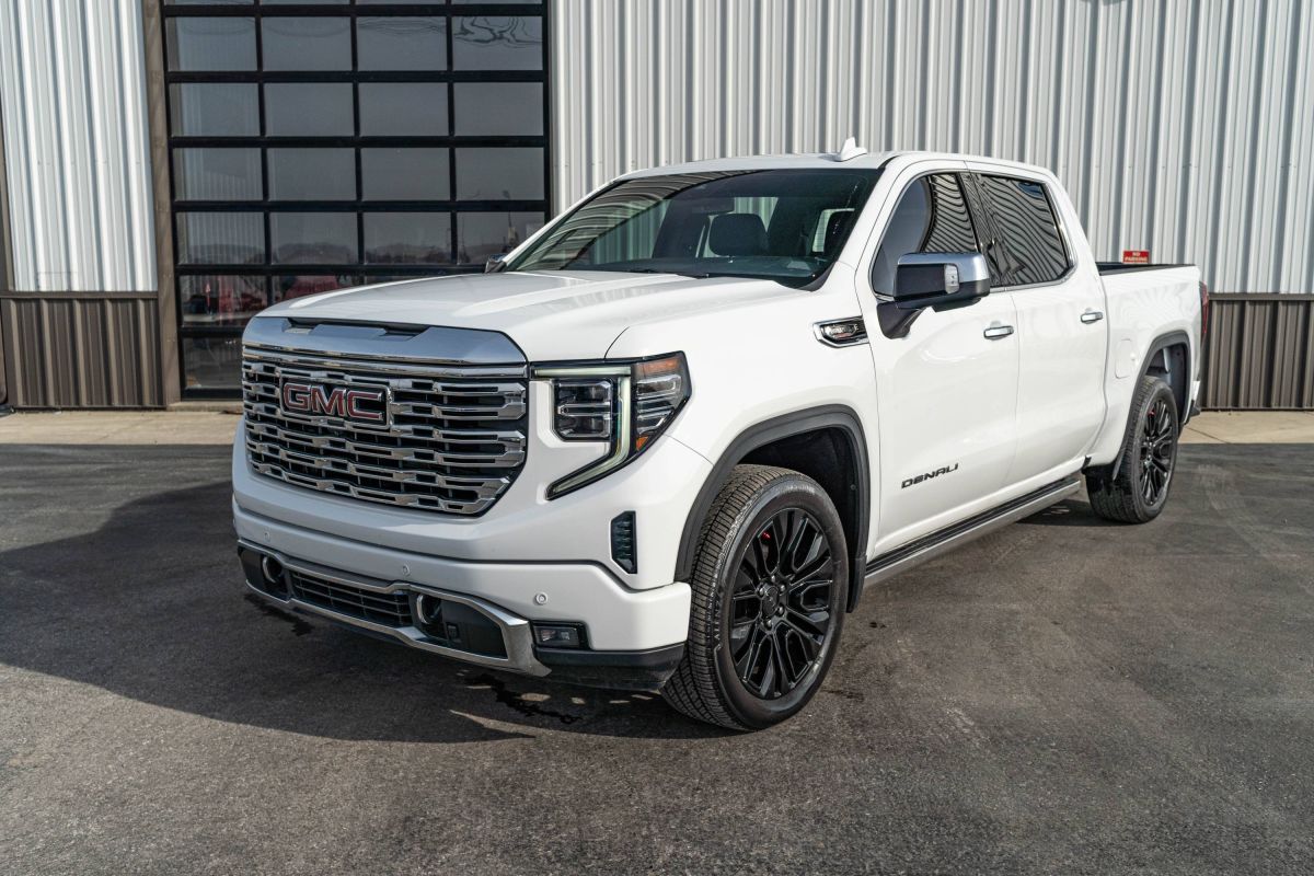 2022 GMC Sierra 1500 Denali Denali's photo