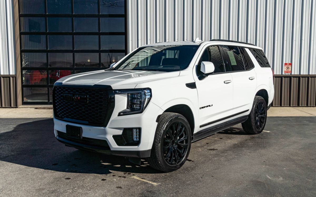 2021 GMC Yukon Denali's photo