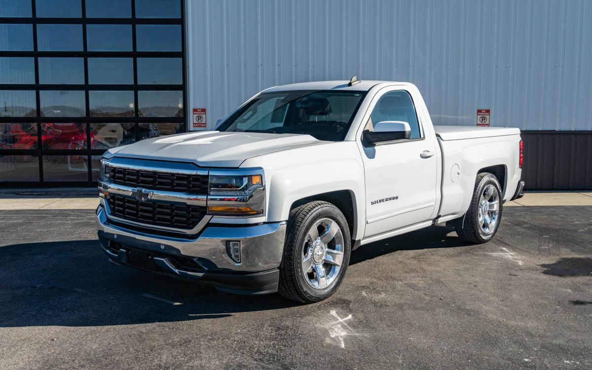 2017 Chevrolet Silverado 1500 LT's photo