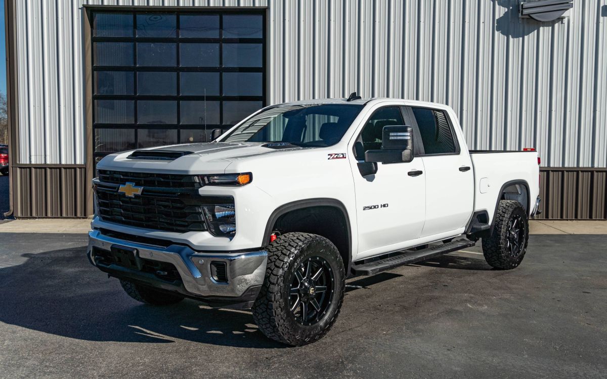 2025 Chevrolet Silverado 2500HD Work Truck's photo