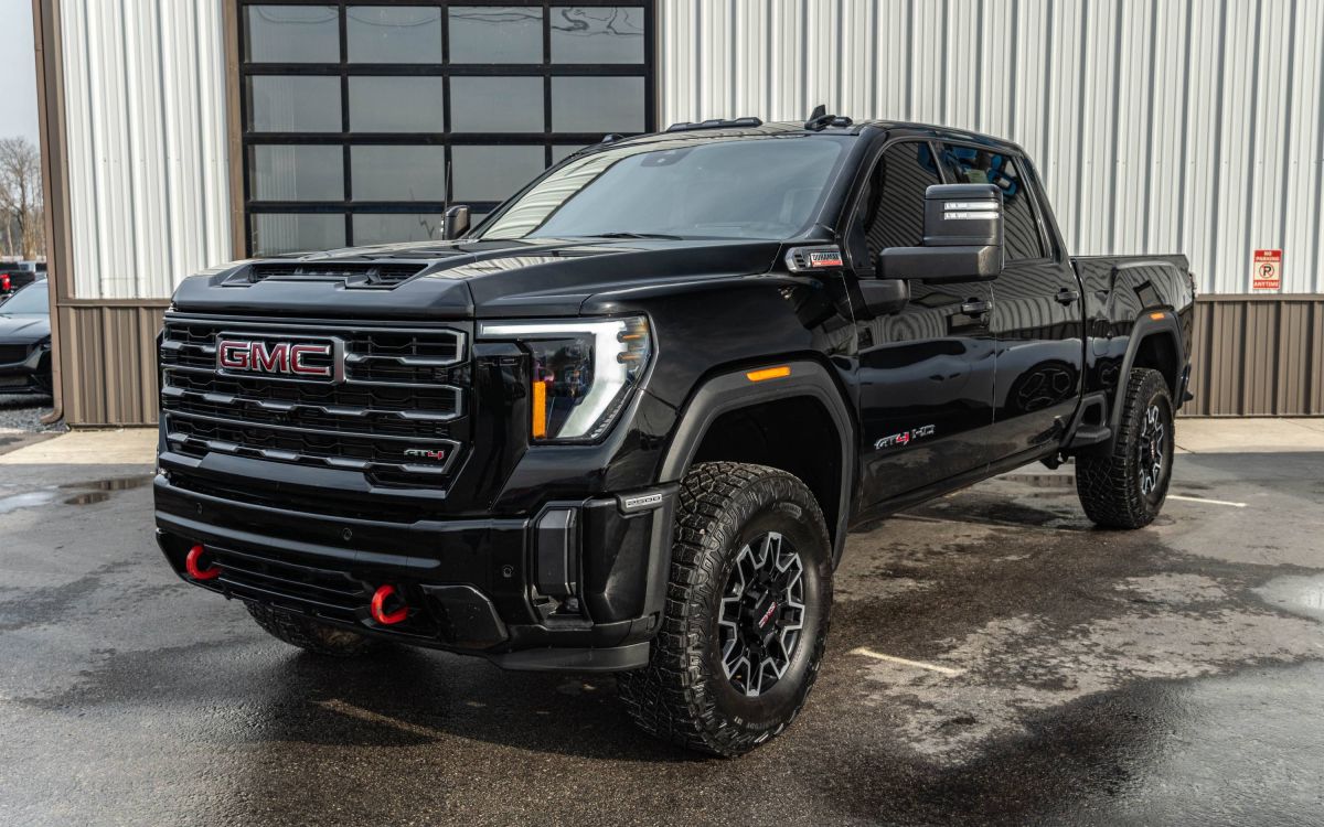 2024 GMC Sierra 2500HD AT4's photo