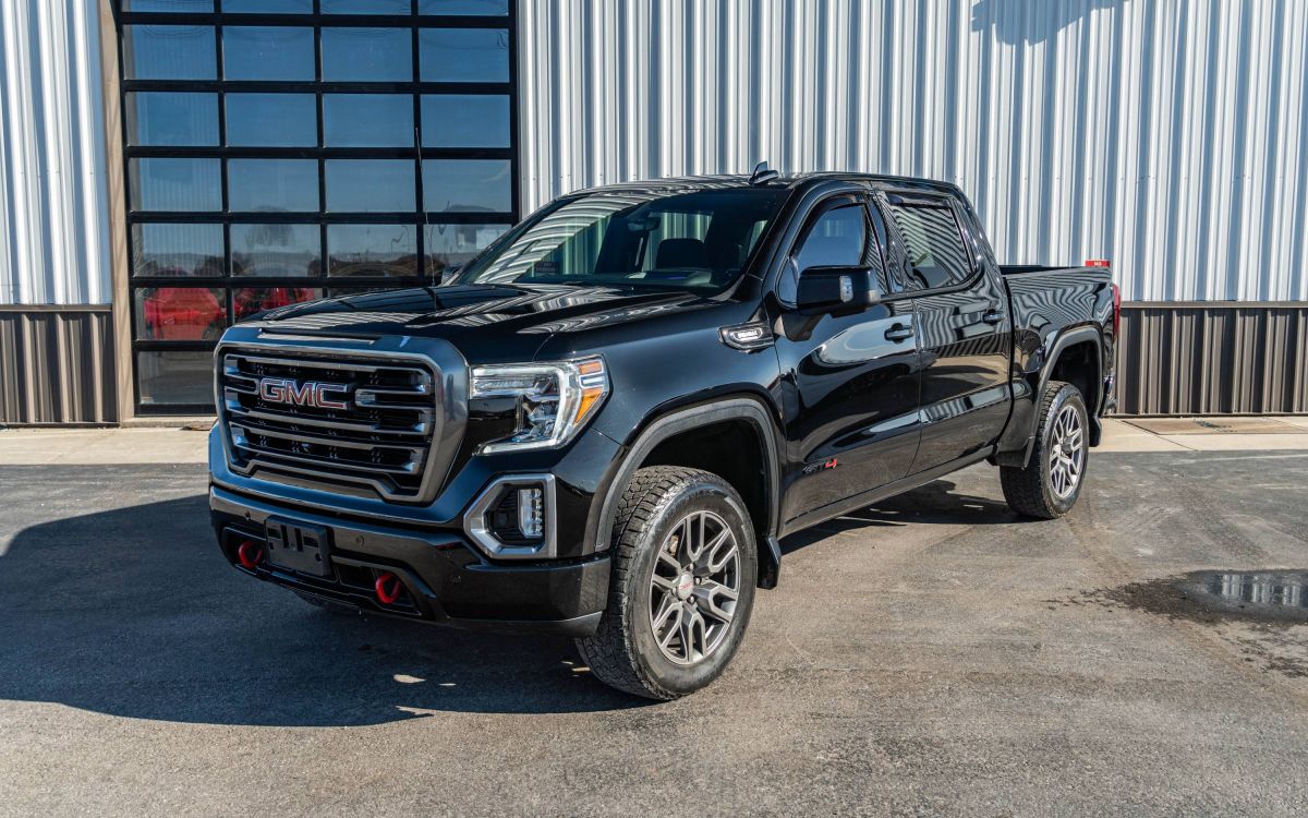 2021 GMC Sierra 1500 AT4's photo