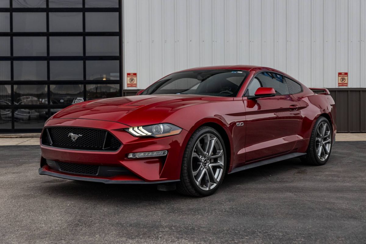 2019 Ford Mustang GT Coupe Premium's photo