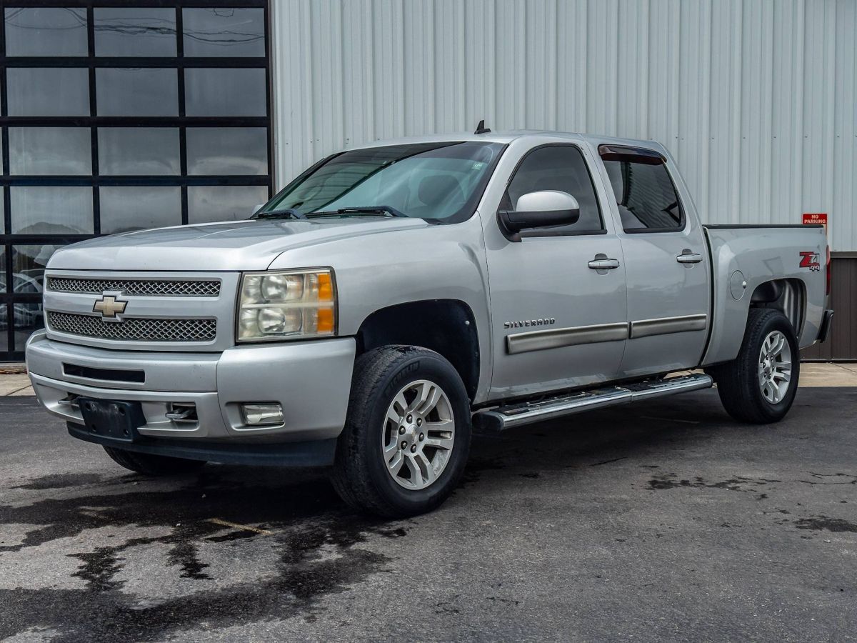 2011 Chevrolet Silverado 1500 LT 4X4 Crew Cab's photo