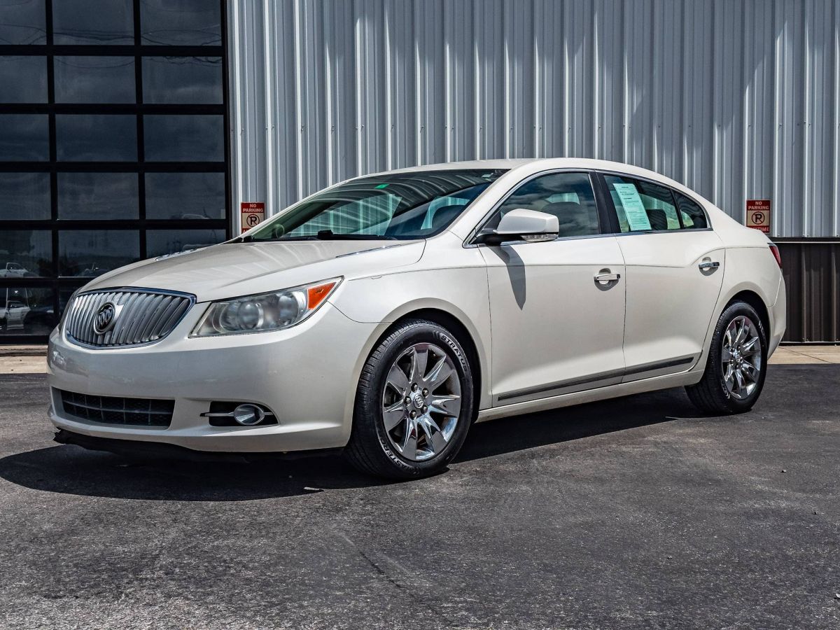2010 Buick LaCrosse CXL's photo