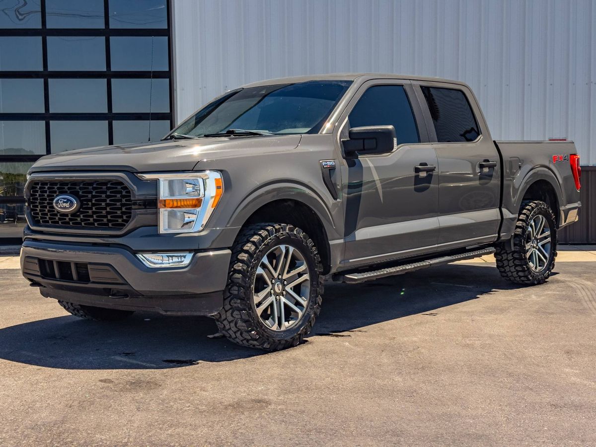 2021 Ford F-150 XL 4x4 SuperCrew 5-1/2 Box's photo