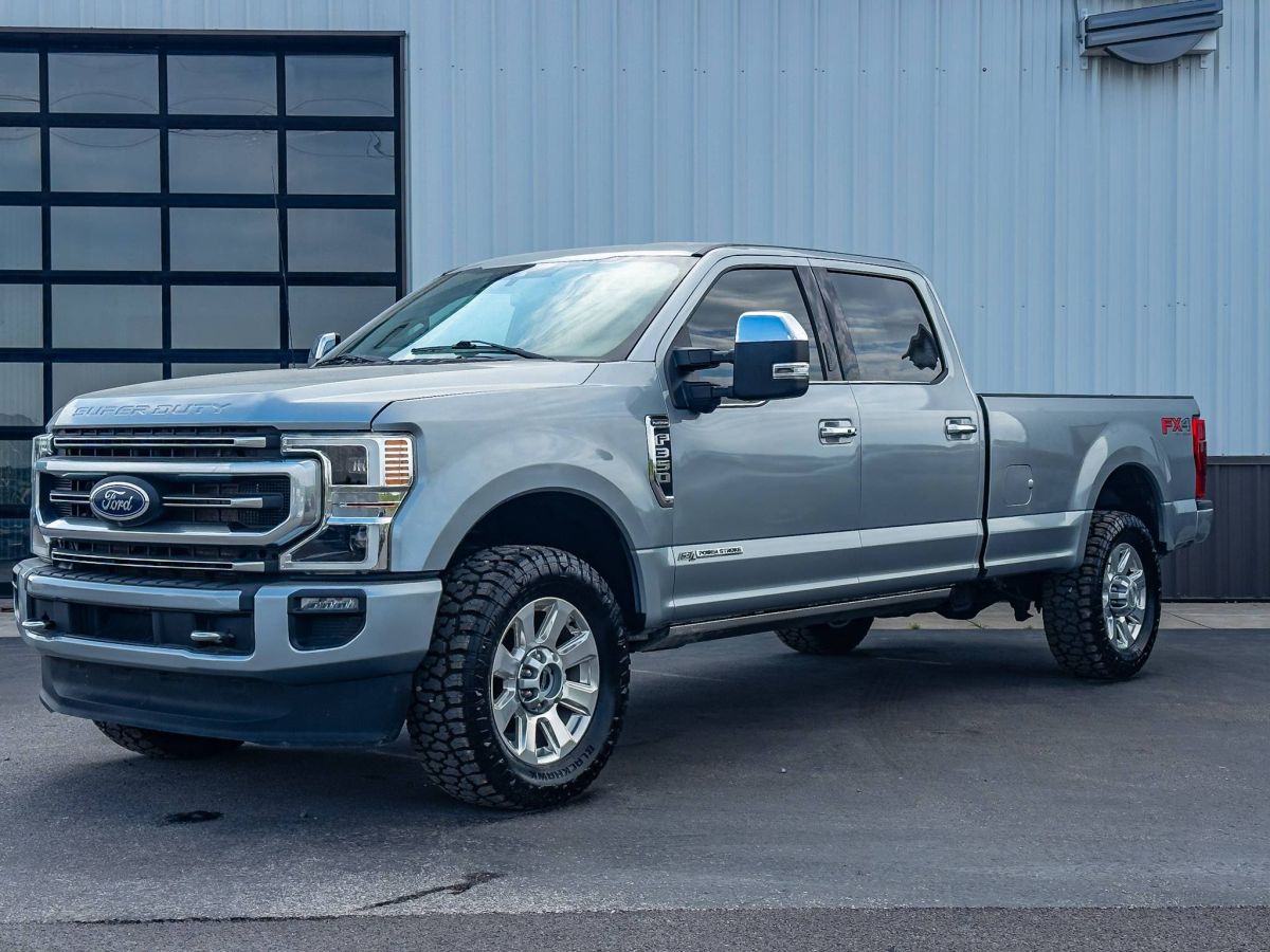 2022 Ford F-350 Platinum 4x4 Crew Cab 6-1/2' Box SRW's photo