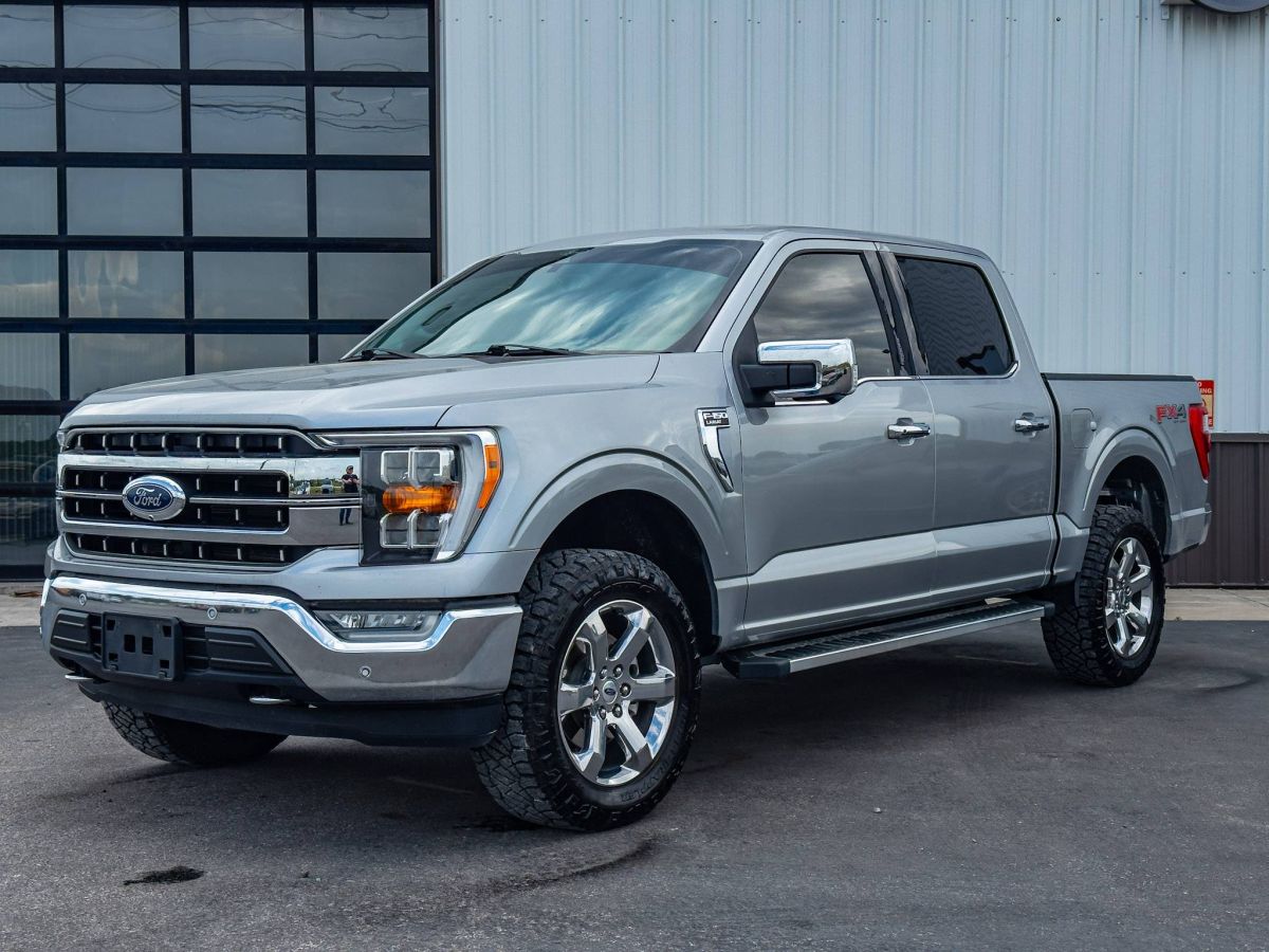 2022 Ford F-150 Lariat 4x4 SuperCrew 5-1/2 Box's photo