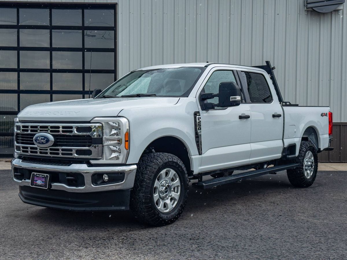 2023 Ford F-250 XLT 4x4 Crew Cab 8' Box's photo