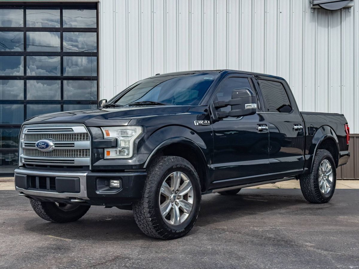2015 Ford F-150 Platinum 4x4 SuperCrew 157-in's photo