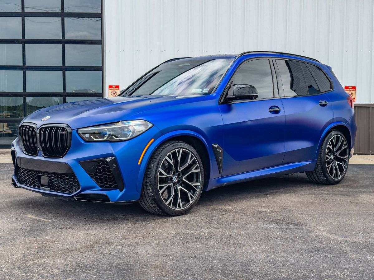 2023 BMW X5 M -'s photo