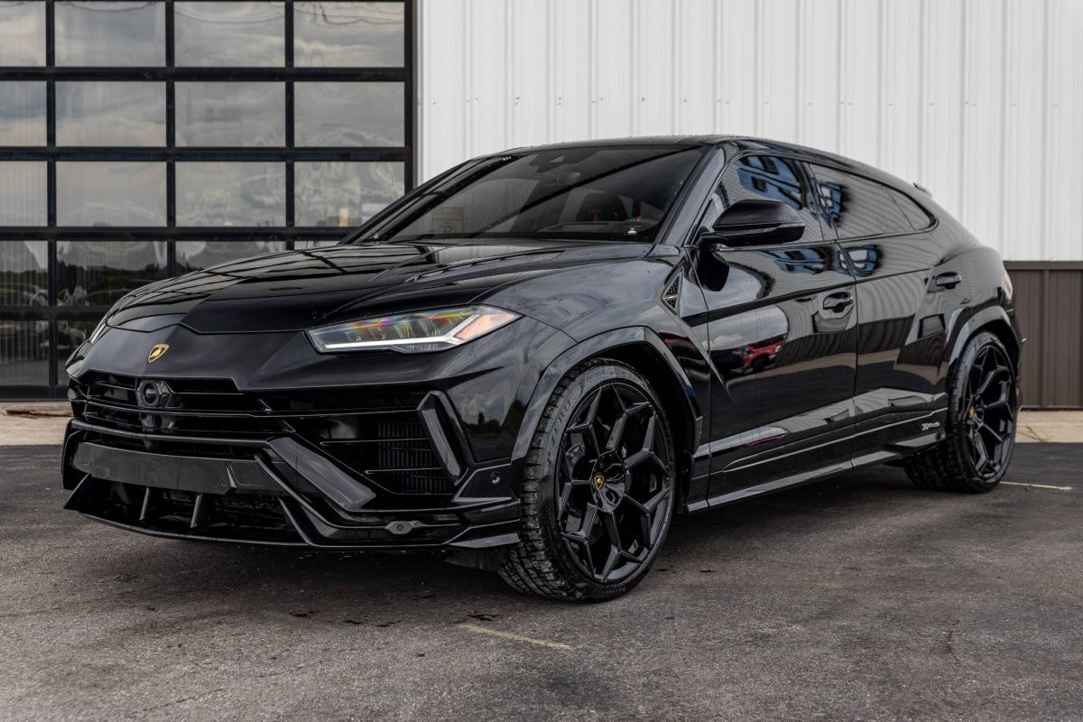 2024 Lamborghini Urus 4.0 V8 Performante's photo