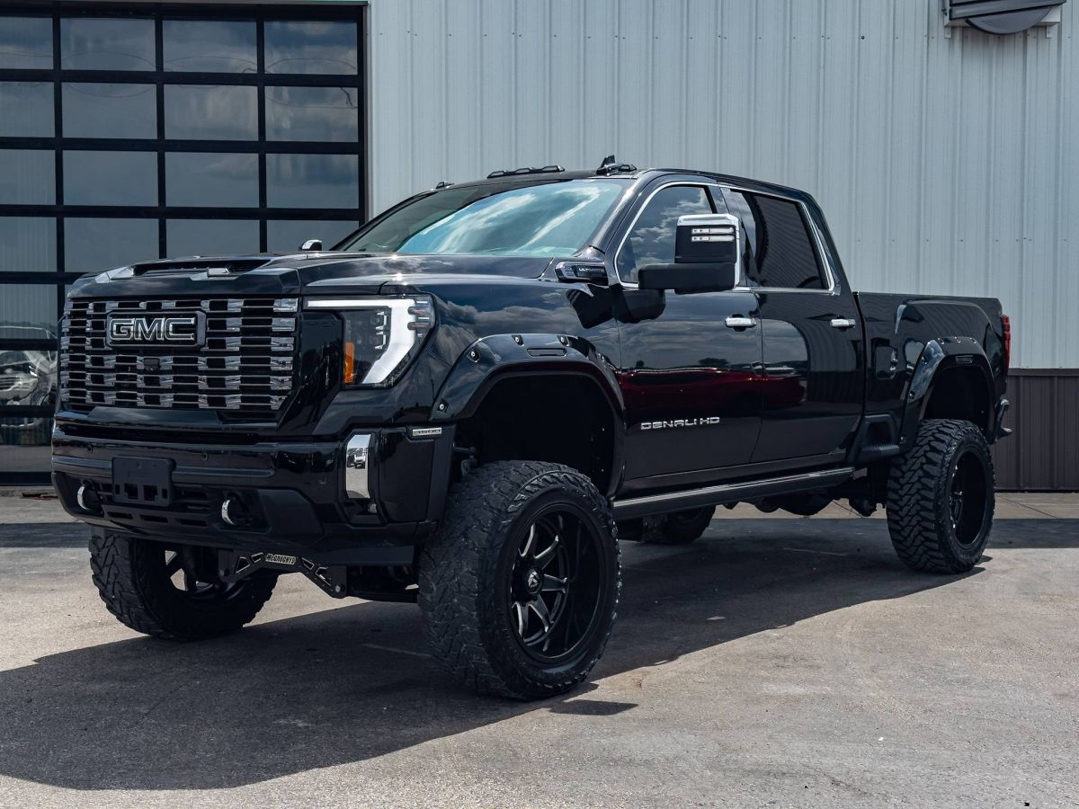 2024 GMC Sierra 4WD Crew Cab Long Box Denali Ultimate's photo