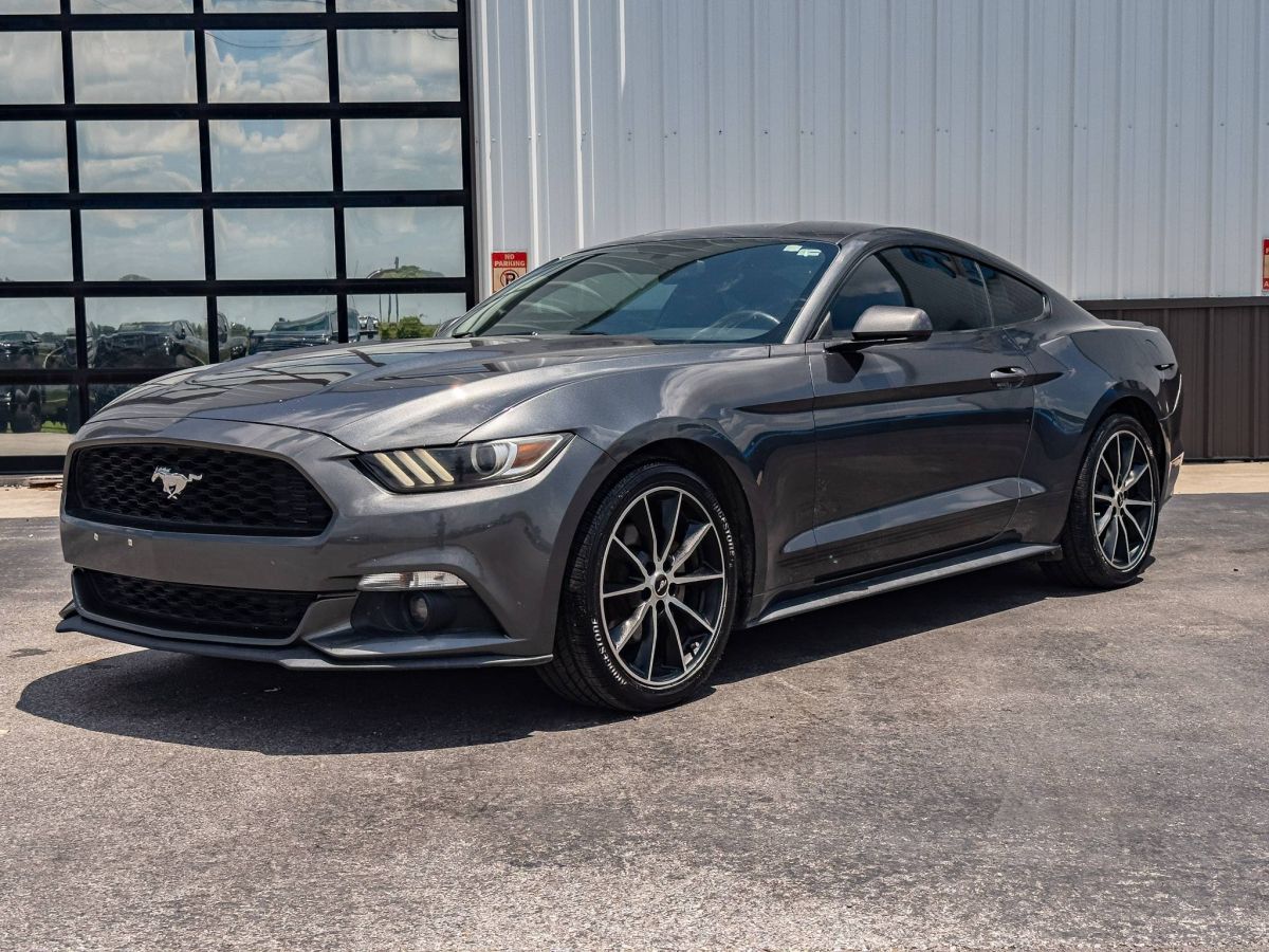 2016 Ford Mustang EcoBoost Coupe's photo